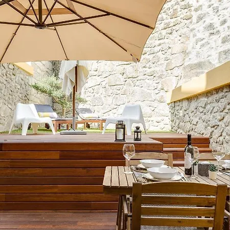 Pinheiro Terrace Downtown By Da'home *