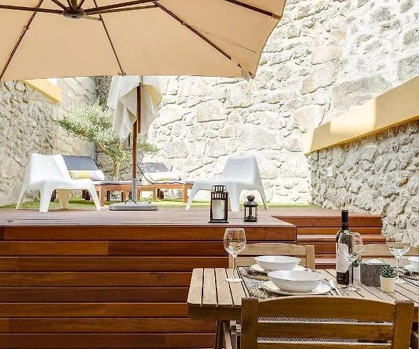 Pinheiro Terrace Downtown By Da'home *